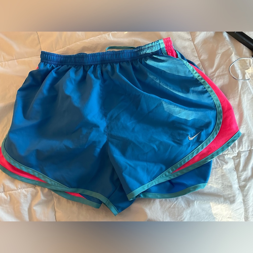 Running shorts